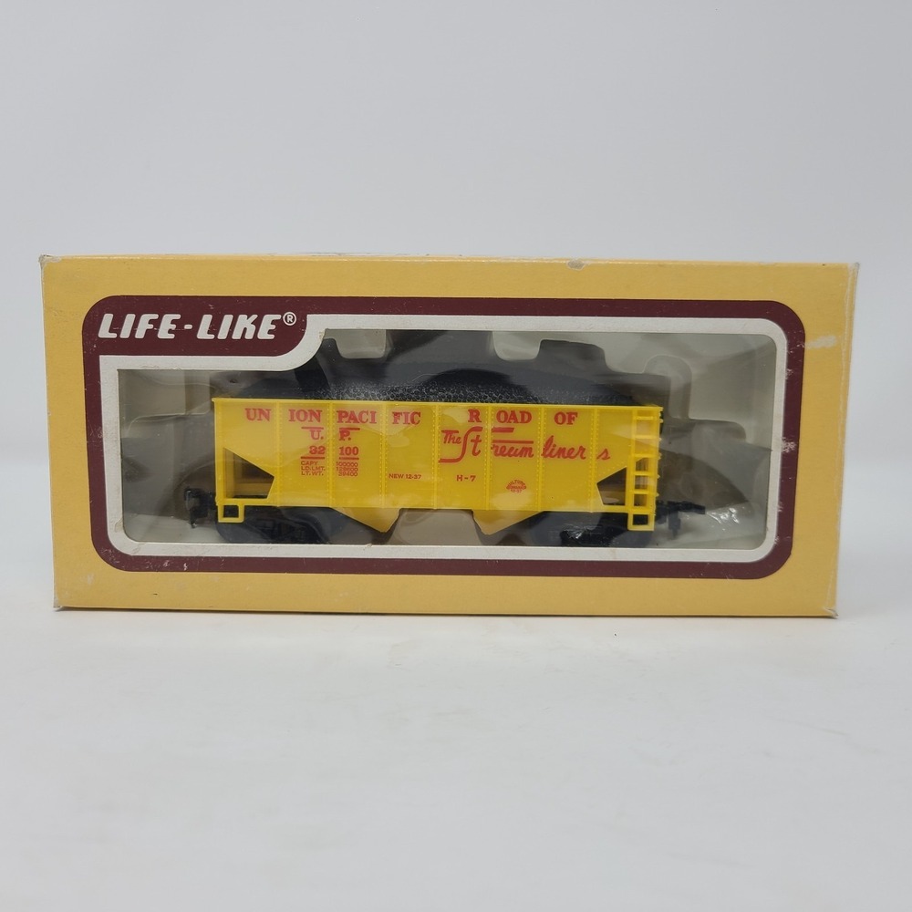 NIB Life-Like Train Car #8573 HO Scale Yellow Coal Hopper 1970s/80s New In Box